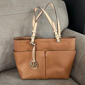 Michael Kors🤎